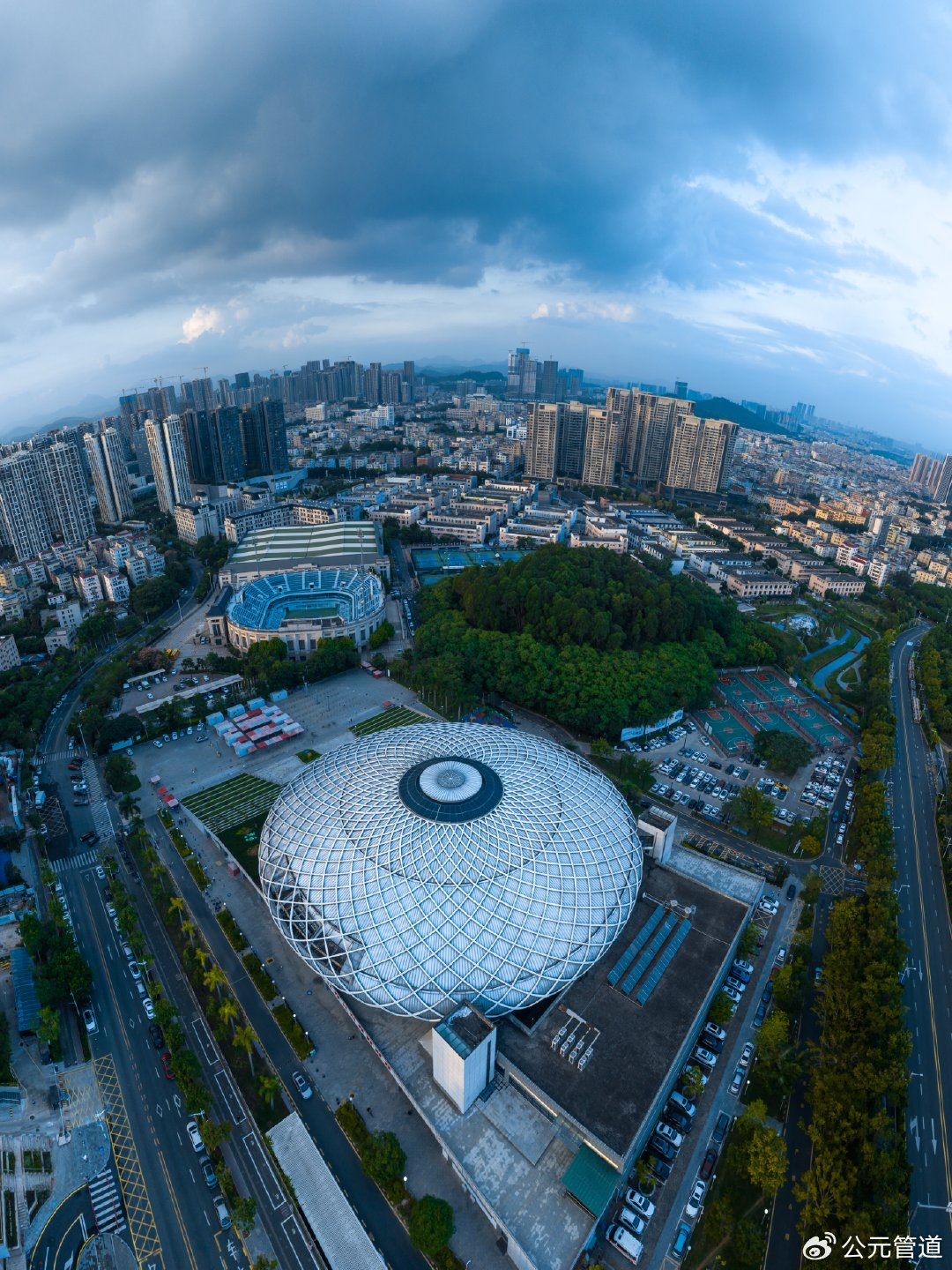 مركز بينغشان الرياضي