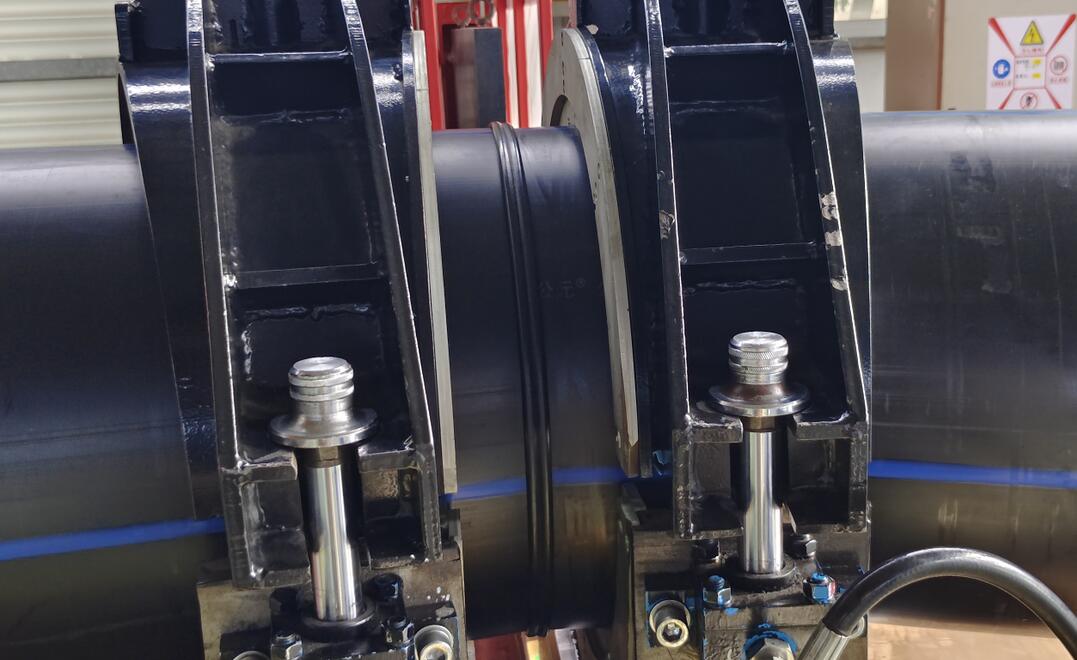 HDPE WELDING MACHINE.jpg
